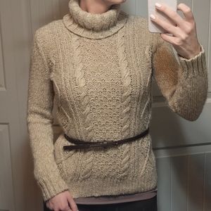 🪻4 for $40 / Beige cable knit turtleneck